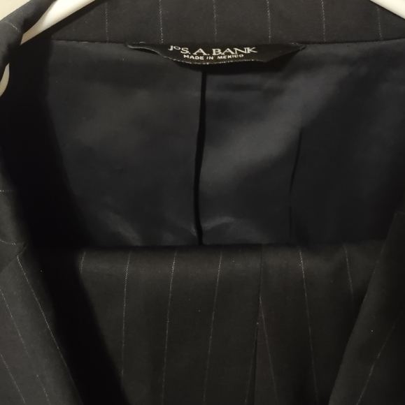 Joseph A Banks pinstripe Wool suit 50R pants 42x32k dark charcoal grey stripes - Picture 3 of 7